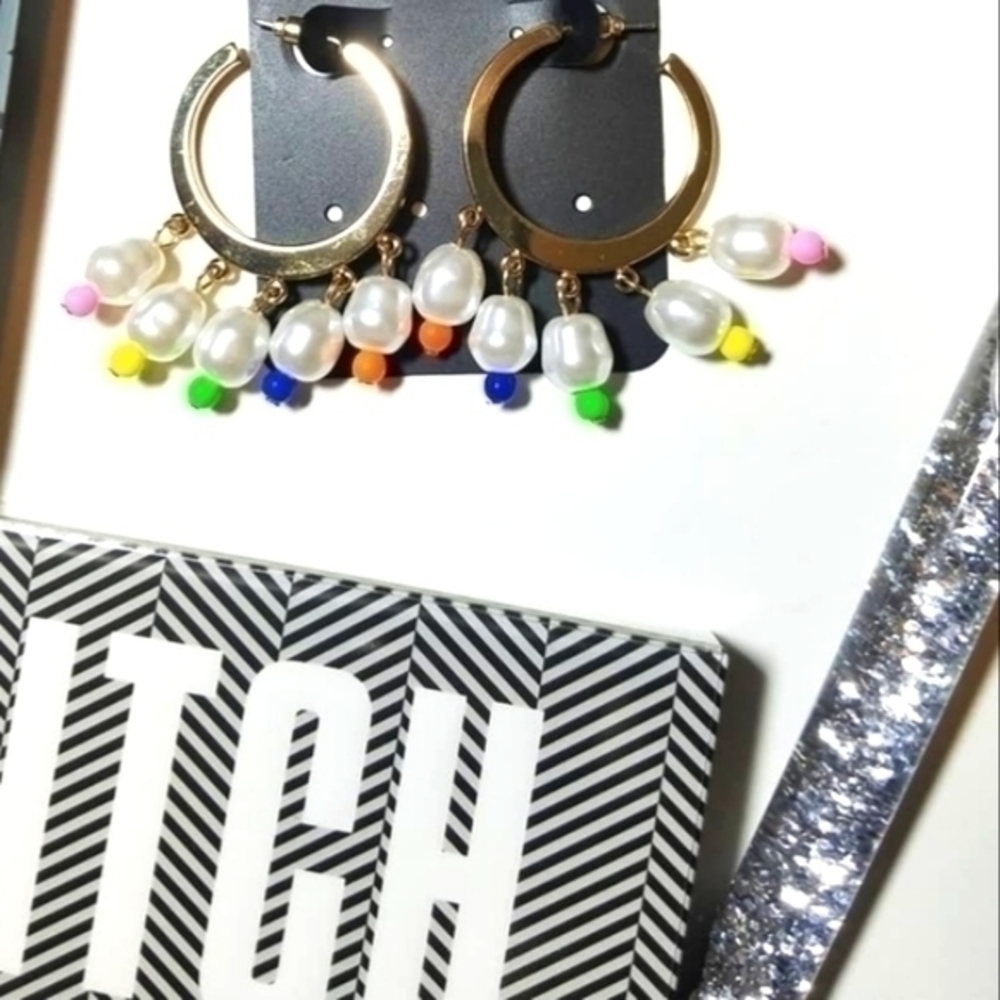 Basic B%@*! Mac And Macaroons Bundle - Picture 2 of 8